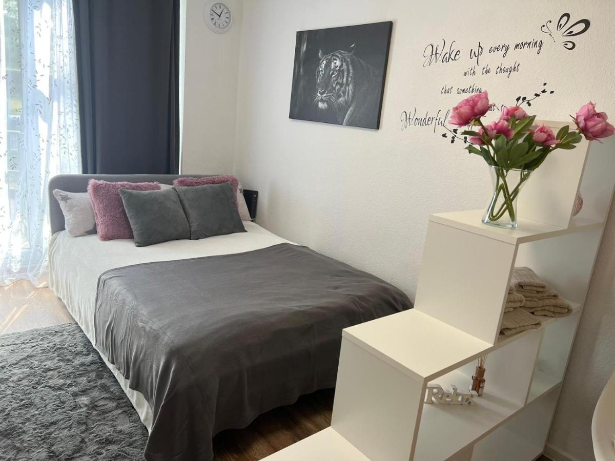 Apartment Business In Bretzenheim *